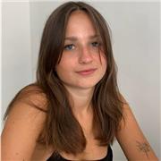 Tierlieber privater Deutschlehrer bietet Nachhilfe online und in Wien.